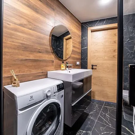 New Loft With Rooftop Terrace In The Old Town Апартаменты